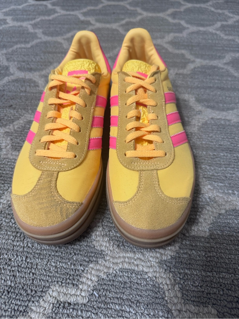 adidas Women’s Yellow Sneakers with Pink Stripes